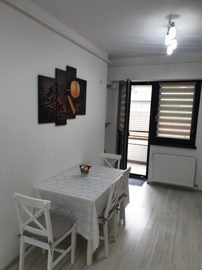 Topaz Central Apartment Bacău Exterior foto